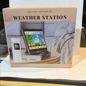 Colorful Weather Station with Touch Screen